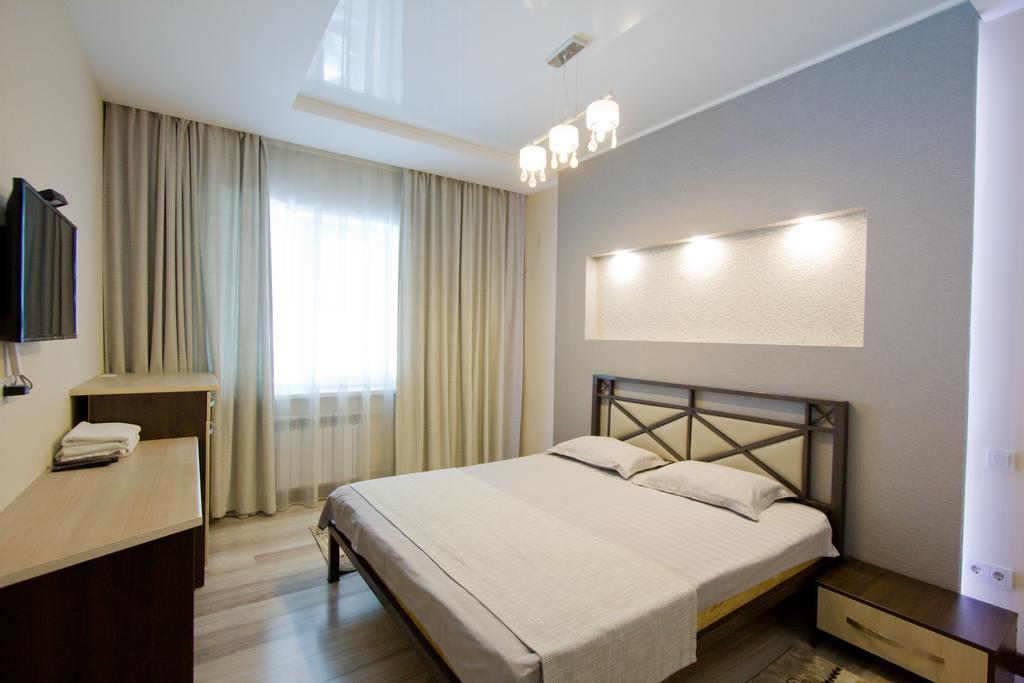 Center Hotel Бишкек Екстериор снимка
